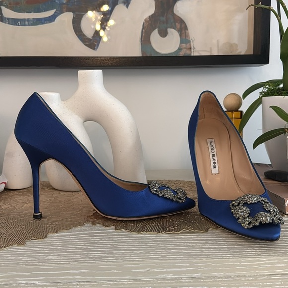 MANOLO BLAHNIK cobalt blue Hangisi 105MM Embellished Satin Pumps 39 - Picture 10 of 16